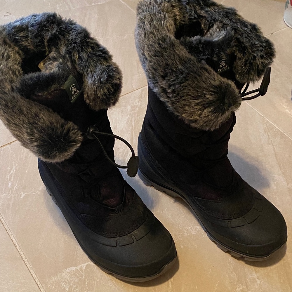 Kamik Black and Gray Winter Boots